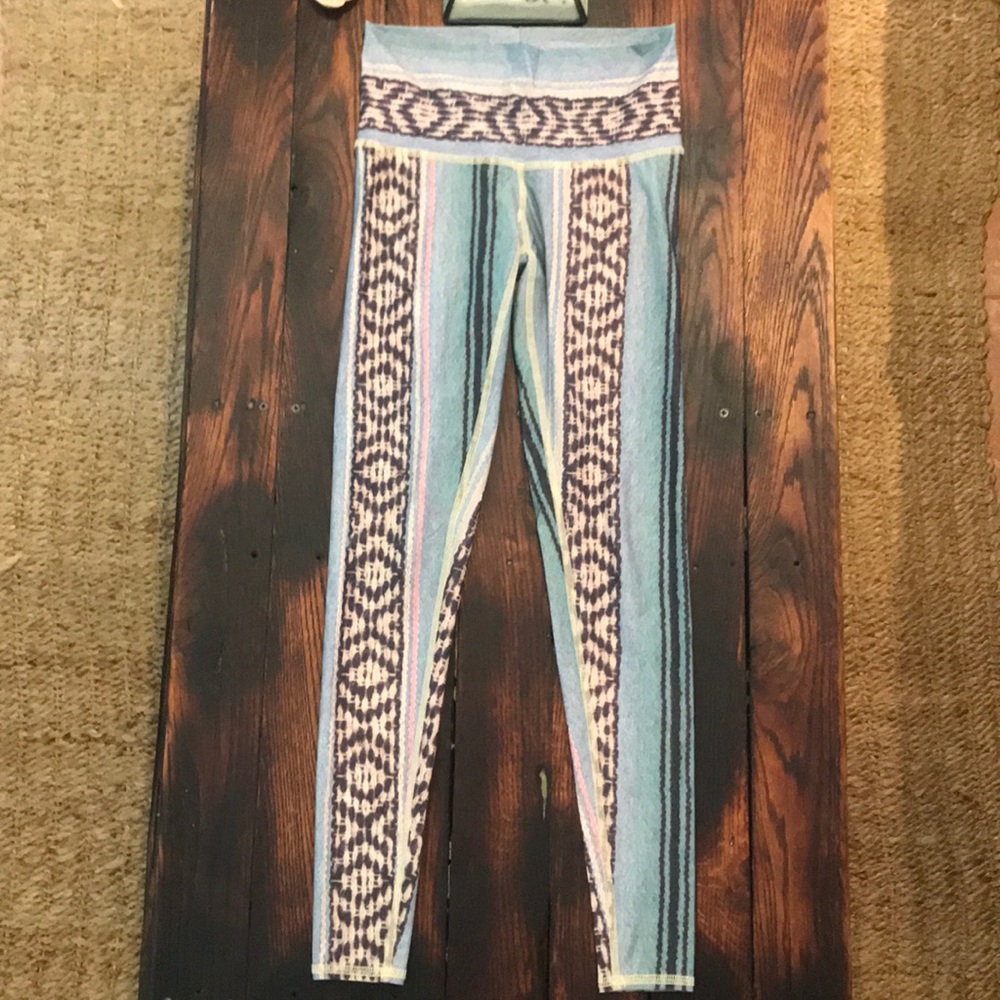 Teeki Border Town hotpants size X-Small